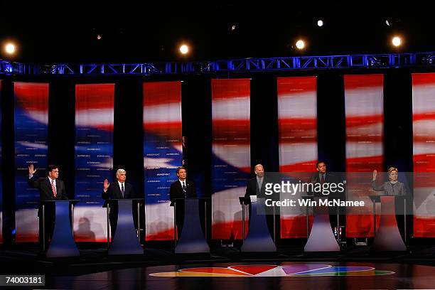 Democratic presidential candidates New Mexico Gov. Bill Richardson, Sen. Chris Dodd , former Sen. John Edwards , Sen. Joe Biden , Sen. Barack Obama ,...