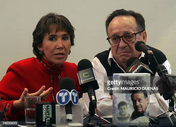 Mexican actors Florinda Meza and husband Roberto Gomez Bolanos answer questions from journalists during a press conference 26 April in Bogota. Gomez...