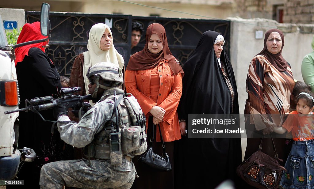 U.S. Army's 82nd Airborne Patrols Baghdad