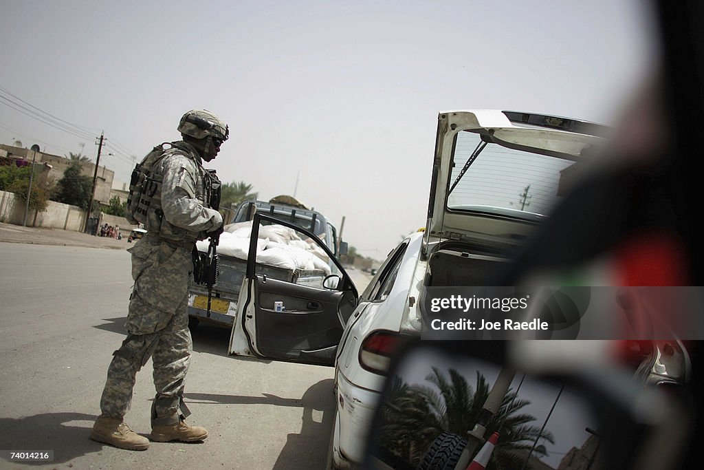 U.S. Army's 82nd Airborne Patrols Baghdad