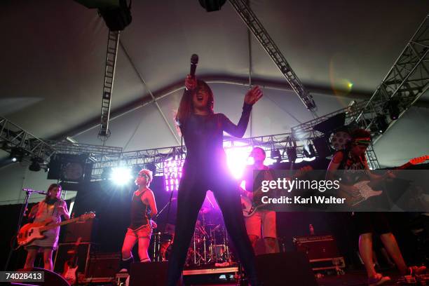 Singer From Css 1,200 Css Band Stock Photos, High-Res Pictures, and Images - Getty Images