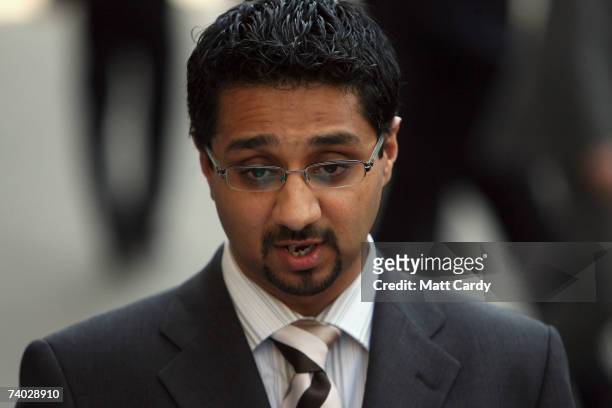 Tayab Ali, lawyer for Salahuddin Amin, one of the convicted terrorists, speaks to the media outside the Old Bailey on April 30 2007 in LondonEngland....