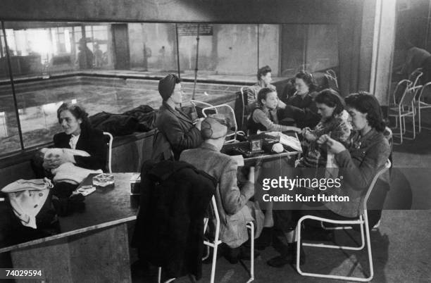 Women knitting at the Pioneer Health Centre in Peckham, May 1949. Original Publication : Picture Post - 4772 - Peckham Health Centre - unpub.