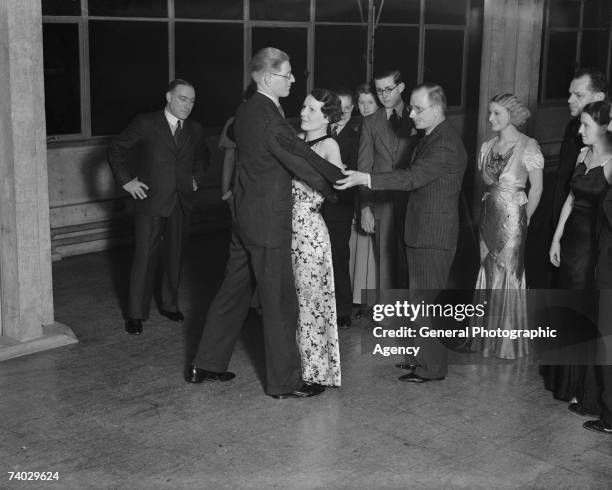 Dance class at the Pioneer Health Centre in Queens Road, Peckham, circa 1935. The centre was opened by George Scott Williamson and Innes Pearse and...