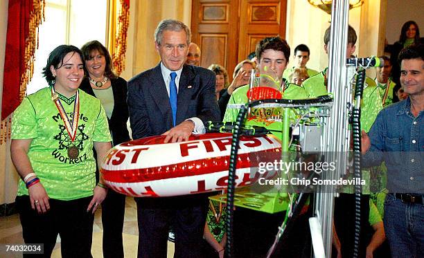 Us President George W. Bush watches a demonstration by the FIRST Robotics Competition "Chairman's Award" winning team, the Miracles of Engineering...