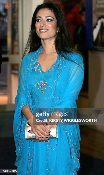 London, UNITED KINGDOM: Princess Badiya bint Hussein of Jordan arrives to the Royal world premiere of the film "Stairway to Heaven" in Leicester...