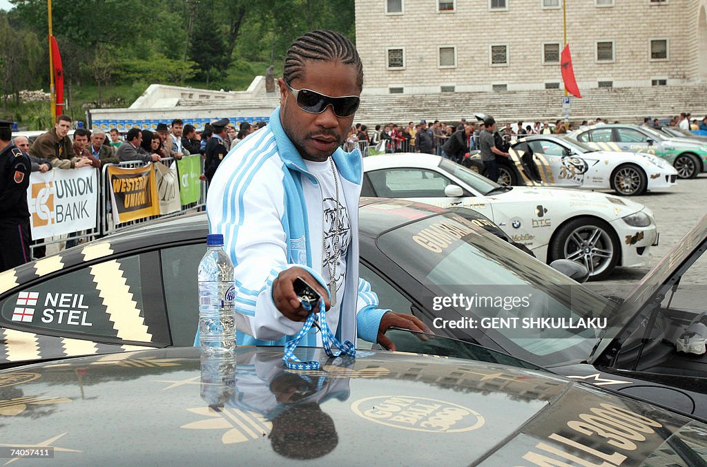 American rapper Xzibit gets into a Lambo...