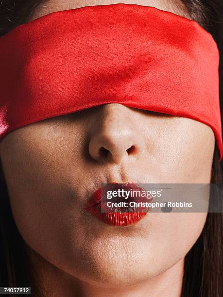 64 Makeup Blindfold Stock Photos High Res Pictures And Images Getty 64-makeup-blindfold-stock-photos-high-res-pictures-and-images-getty