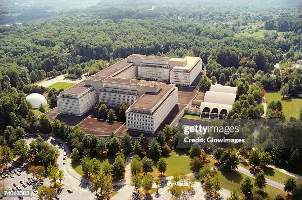 aerial view of a government building in a city, cia headquarters, virginia, usa - cia headquarters stock pictures, royalty-free photos & images