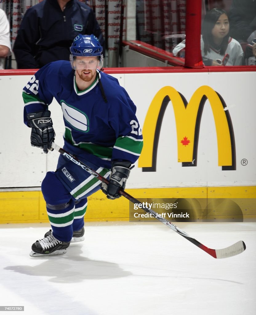 Colorado Avalanche v Vancouver Canucks