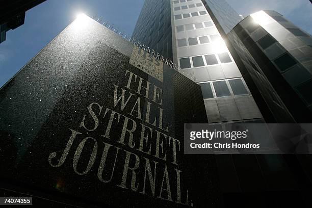 Midtown Manhattan office of the Wall Street Journal is seen May 4, 2007 in New York. Rupert Murdoch made an offer to buy Dow Jones& Co. For $5...