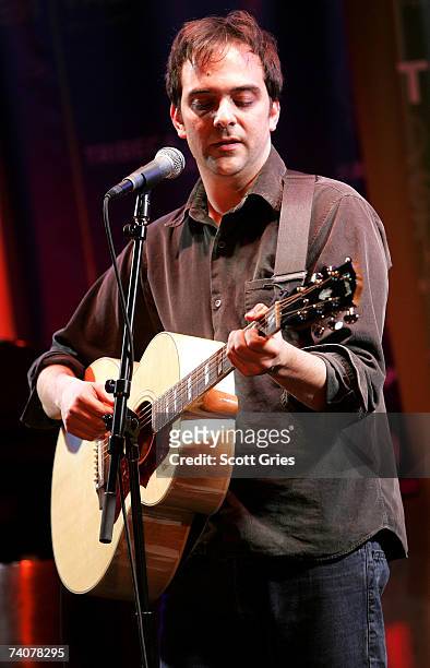 Musician Adam Schlesinger performs onstage at the ASCAP / Tribeca Music Lounge at The 2007 Tribeca Film Festival on May 4, 2007 in New York City.