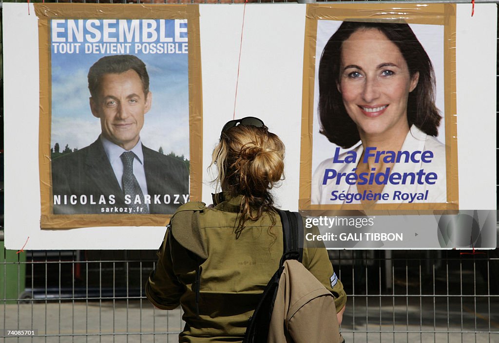 A female Israeli soldier with French nat...