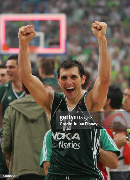 Nikos Hatzivrettas of Panathinaikos celebrates after defeating CSKA Moscow during the EuroLeague Final match between Panathinaikos and CSKA Moscow at...