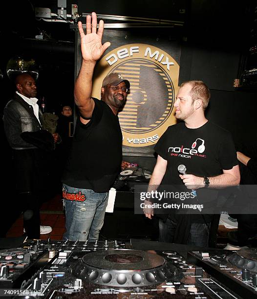 Frankie Knuckles plays at the Def Mix 20th Anniversary Weekender at Turnmills nightclub on May 6, 2007 in London, England. The Weekender sees the...