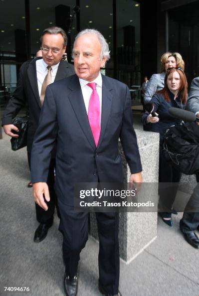 Former Chicago Sun-Times publisher David Radler leaves federal court ...