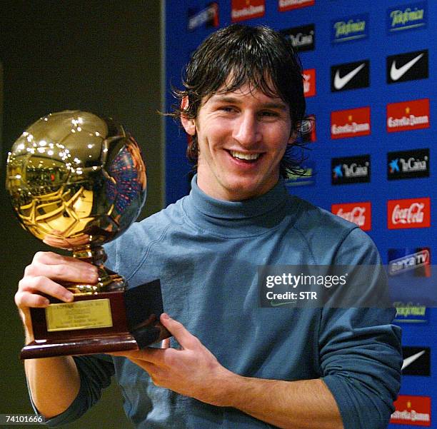 Lionel Messi, forward from the Barcelona, presented openly today the ' Golden Boy', prize granted by the Italian publication ' Tuttosport' that...