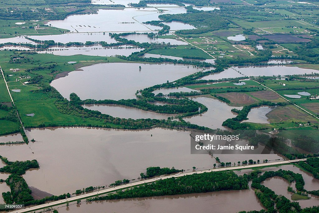 Heavy Rains Bring Flooding To Midwest