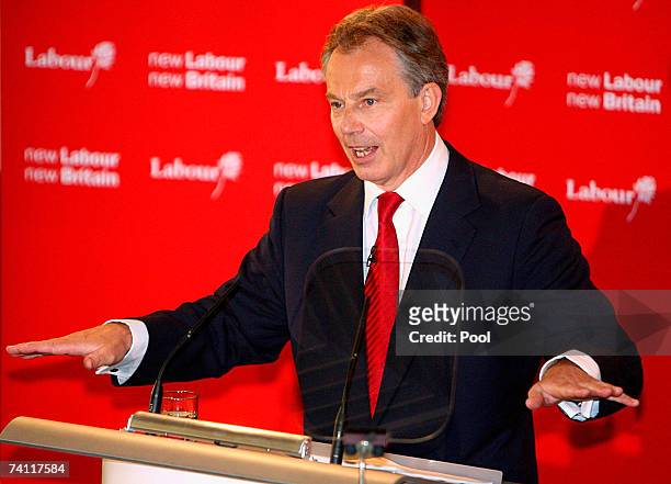 British Prime Minister Tony Blair addresses supporters at Trimdon Labour Club as he announces that he is standing down as Labour leader after a...