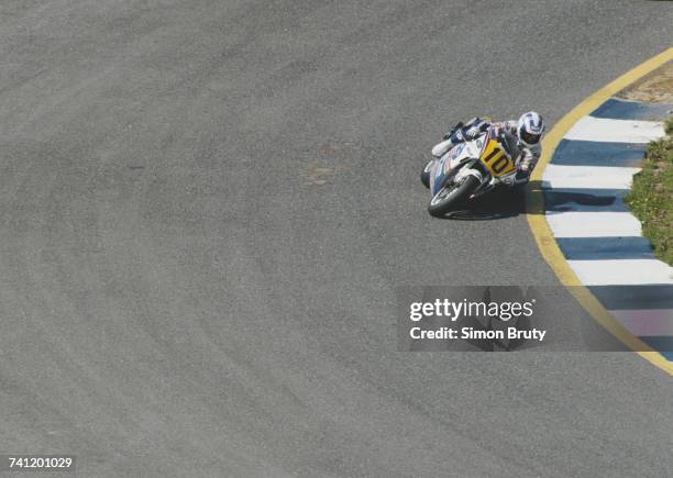 Wayne Gardner of Australia riding the Rothmans Honda-HRC NSR500 during the Spanish motorcycle Grand Prix on 6 May 1990 at the Circuit of Jerez, Jerez...