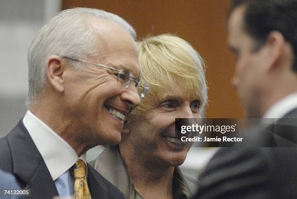 Roger Rosen 1,189 Murder Trial Continues For Phil Spector Stock Photos, High-Res ...