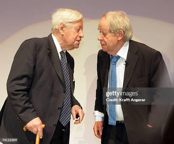 21 Siegfried Lenz Helmut Schmidt Photos High Res Pictures Getty Images 21-siegfried-lenz-helmut-schmidt-photos-high-res-pictures-getty-images