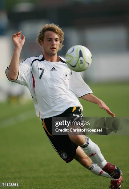 Henning Sauerbier mof Germany runs with the ball during the 2007 UEFA European Under 17 Championship fifth place match between Germany and the...