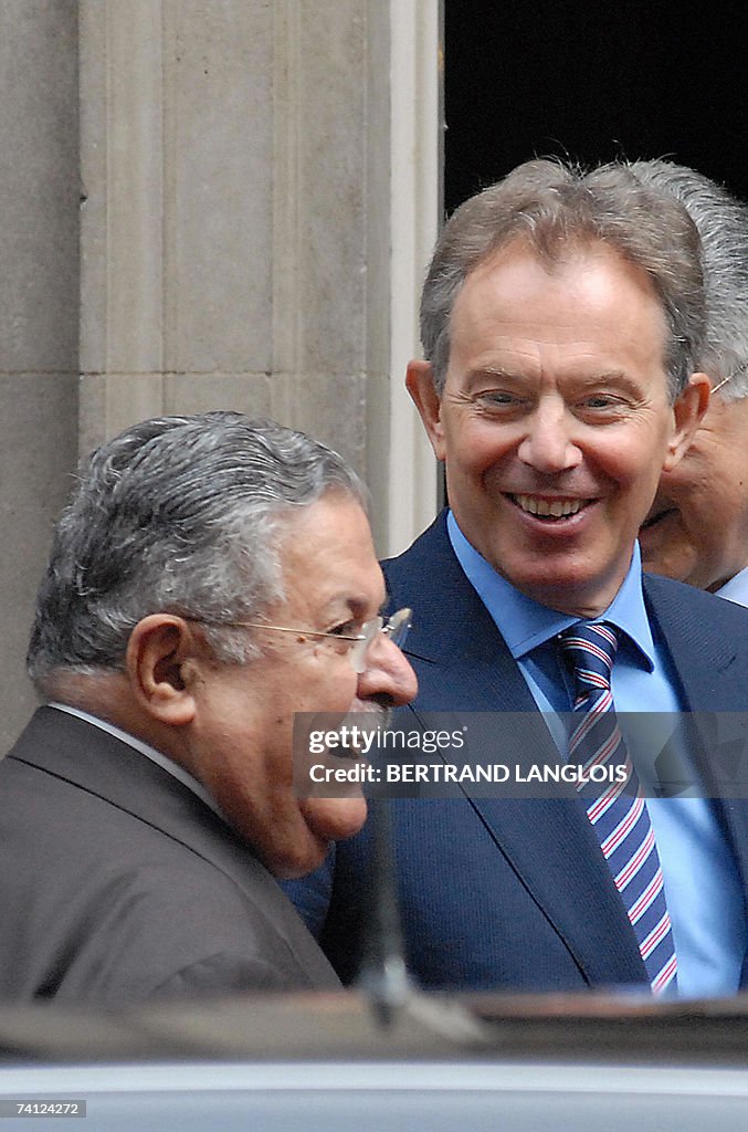 British Prime Minister Tony Blair bids farewell to Iraq's President
