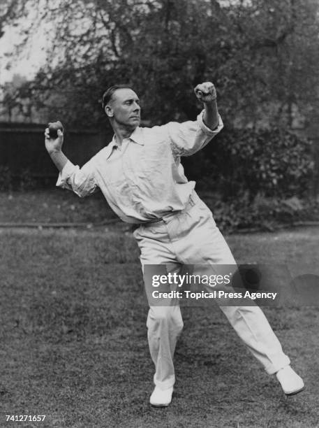 235 Jack Hobbs Cricket Stock Photos, HighRes Pictures, and Images