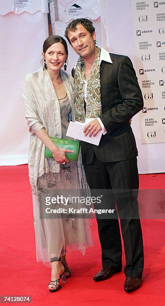 Actor Heikko Deutschmann and Iris Boehm attend the Henri Nannen Awards at the Deutsche Schauspielhaus on May 11, 2007 in Hamburg, Germany.