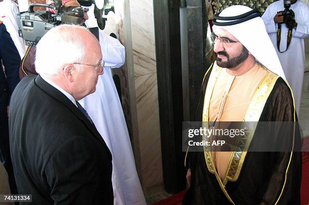 Abu Dhabi, UNITED ARAB EMIRATES: US Vice President Dick Cheney meets with Emirati Prime Minister and ruler of Dubai Sheikh Mohammed bin Rashed...