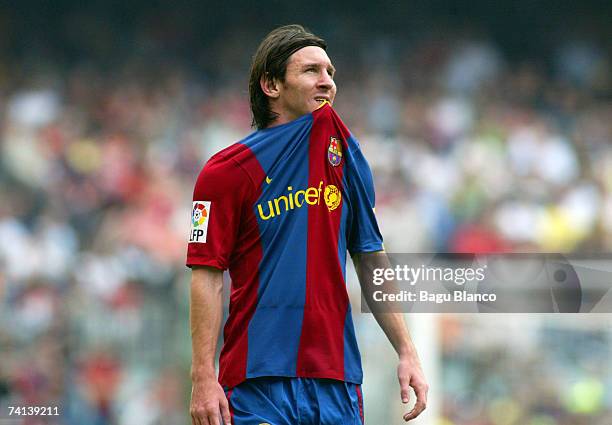 Lionel Messi of Barcelona rues a missed chance during the La Liga match between FC Barcelona and Real Betis at the Camp Nou, on May 13, 2007 in...