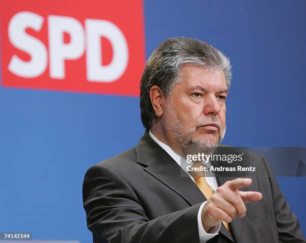 Chairman of the Social Democratic Party Kurt Beck gestures during a news conference on May 14, 2007 in Berlin, Germany. The SPD won the regional...