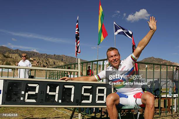Chris Hoy of Great Britain celebrates breaking the World 500 Metre Altitude Record at the Alto Irpavi Velodrome, May 13, 2007 in La Paz, Bolivia.