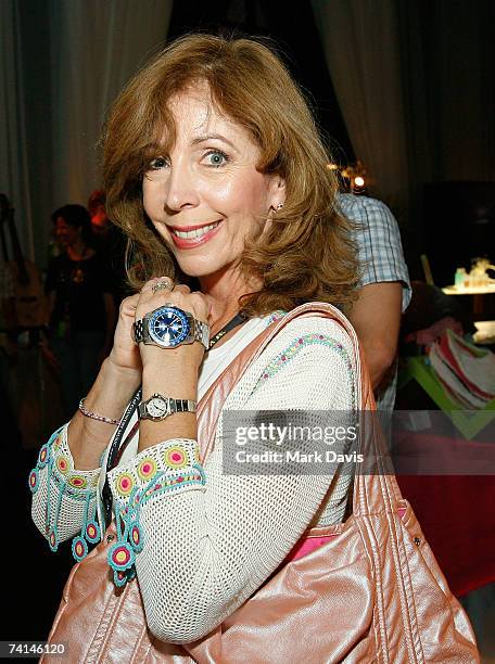 Kate Rudner 110 Rita Rudner Poses Stock Photos, High-Res Pictures, and Images ...