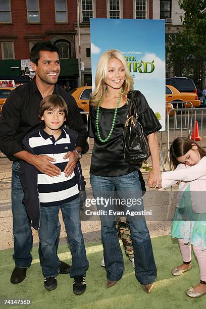 Actors Mark Consuelos and Kelly Ripa pose with their children Michael Joseph and Lola Grace at the premiere of Shrek The Third at Clearview Chelsea...