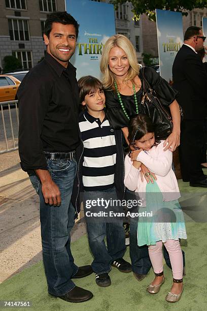 Actors Mark Consuelos and Kelly Ripa pose with their children Michael Joseph and Lola Grace at the premiere of Shrek The Third at Clearview Chelsea...