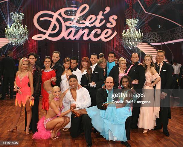 Dancers pose at the dancing competition show "Let's Dance" on TV station RTL with German celebrities and professional dancers on May 14, 2007 in...