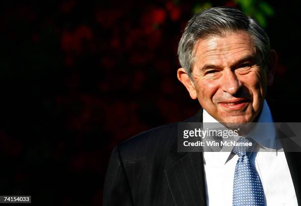 World Bank President Paul Wolfowitz leaves his house on May 15, 2007 in Chevy Chase, Maryland. A report released by the World Bank indicates that...