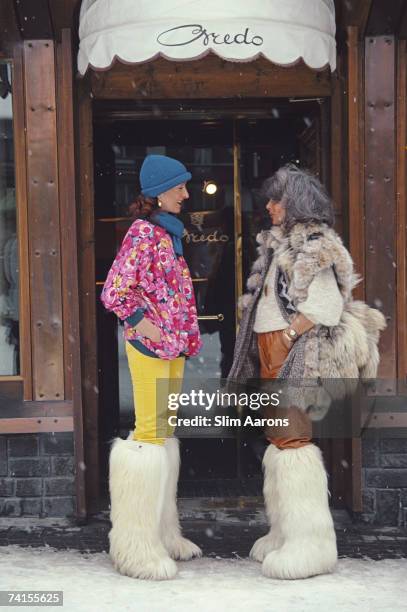 Isa Genolini and Maria Antonia in the main street of Cortina d'Ampezzo, Italy, March 1982.