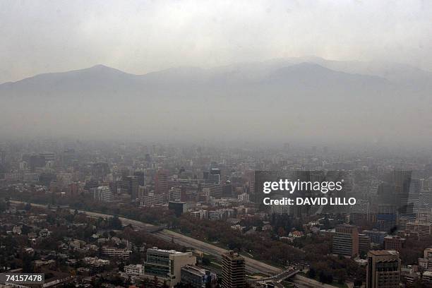 View from the Cerro San Cristobal of the city of Santiago, Chile on May 15th, 2007. Santiago, one of the three most polluted cities in Latin America,...