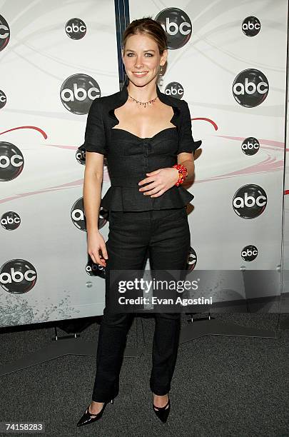 Actress Evangeline Lilly attends the ABC Upfront presentation at Lincoln Center on May 15, 2007 in New York City.