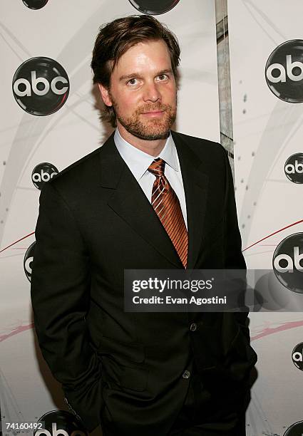 Actor Peter Krause attends the ABC Upfront presentation at Lincoln Center on May 15, 2007 in New York City.