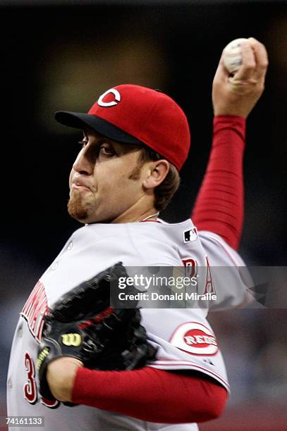 Starting pitcher Aaron Harang of the Cincinnati Reds pitches against the San Diego Padres during the first inning on May 15, 2007 at Petco Park in...
