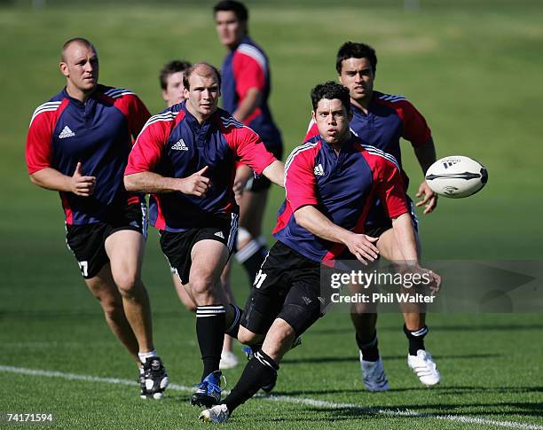 Callum Bruce of the New Zealand Maori passes the ball during the New Zealand Maori training session at North Harbour Stadium May 17, 2007 in...