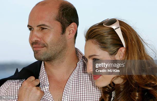 Actors Billy Zane and Kelly Brook attend a photocall promoting the movie 'Fishtales' at the Hotel Hilton during the 60th International Cannes Film...