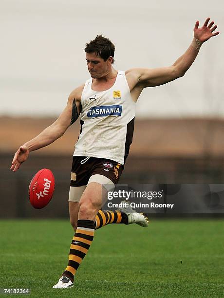 Trent Croad of the Hawks kicks during a Hawthorn Hawks AFL training session at Waverley Park May 18, 2007 in Melbourne, Australia.
