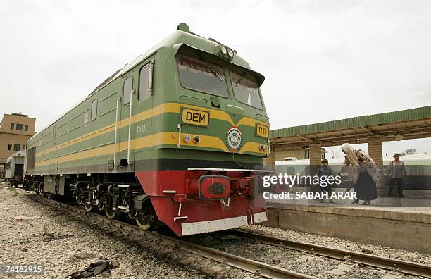 Iraq Train Rote Iraq Baghdad Railway Photos and Premium High Res Pictures - Getty Images