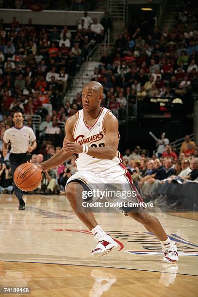 Eric Snow of the Cleveland Cavaliers drives in Game Five of the Eastern Conference Semifinals against the New Jersey Nets during the 2007 NBA...