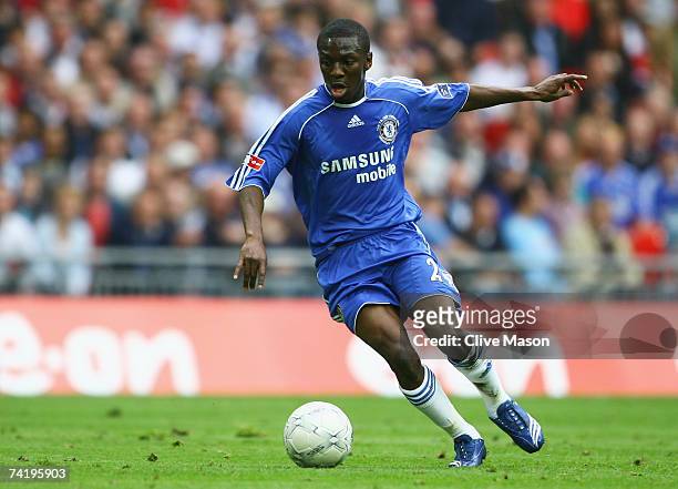 Shaun Wright-Phillips of Chelsea in action during the FA Cup Final match sponsored by E.ON between Manchester United and Chelsea at Wembley Stadium...